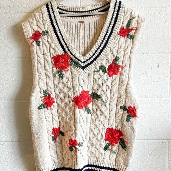 Free People Good Karma Vest - L-NWT - Picture 3 of 13